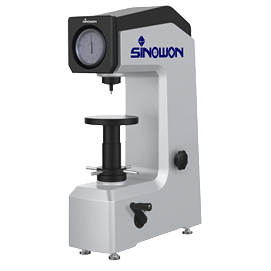 Alta precisão na medição de dureza em metais e ligas, com resolução de 0,5HR e maior exatidão nas leituras.